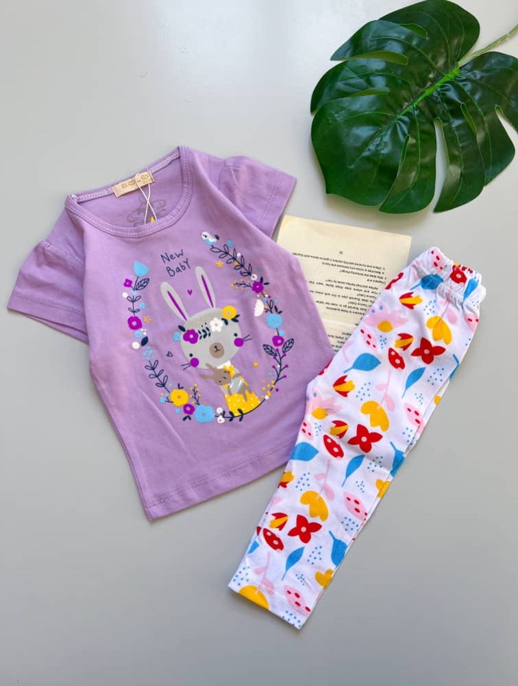 تیشرت و ساق دخترونه