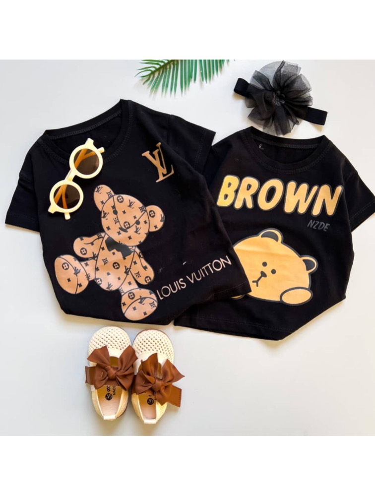 تیشرت مشکی طرح دار