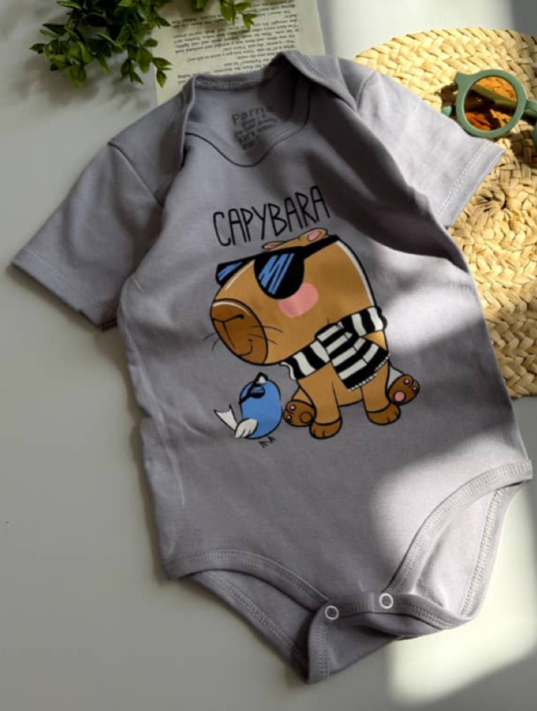 زیردکمه آستین کوتاه طوسی طرح اسب آبی