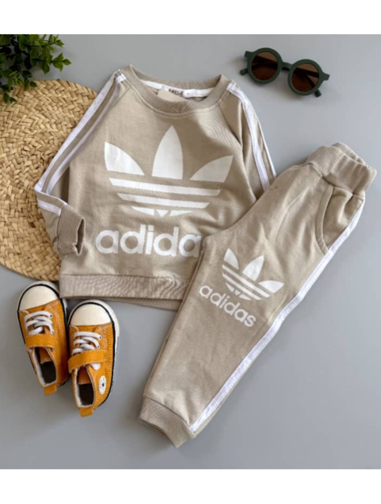 ست دورس و شلوار اسپرت کرمی آدیداس